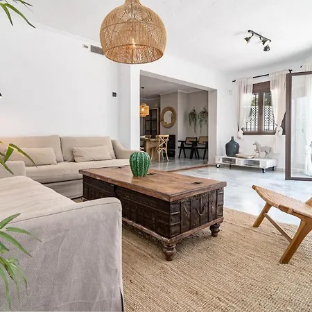 Gc - Spacious Flat In Golden Marbella