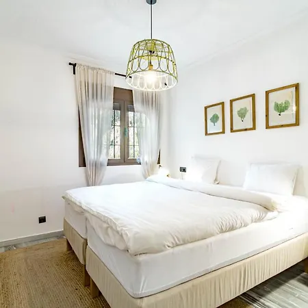 アパート Gc - Spacious Flat In Golden マルベーリャ