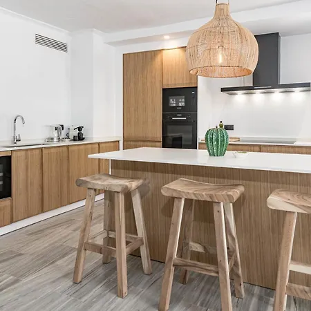 Gc - Spacious Flat In Golden Apartment Marbella