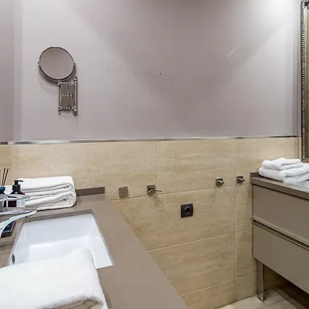 Gc - Spacious Flat In Golden * Marbella