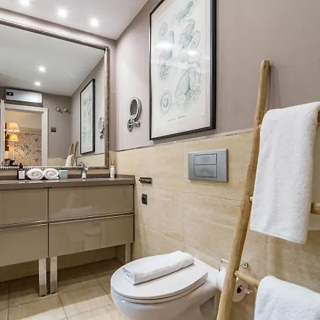 Gc - Spacious Flat In Golden