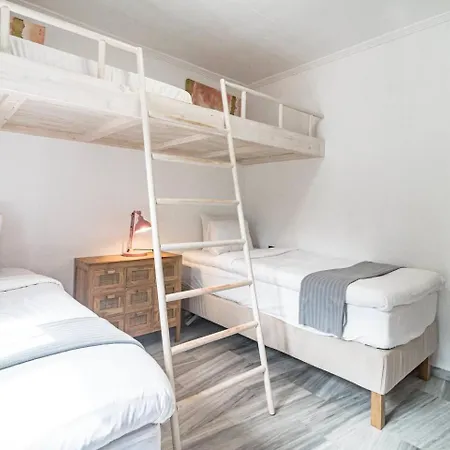 Gc - Spacious Flat In Golden Apartment