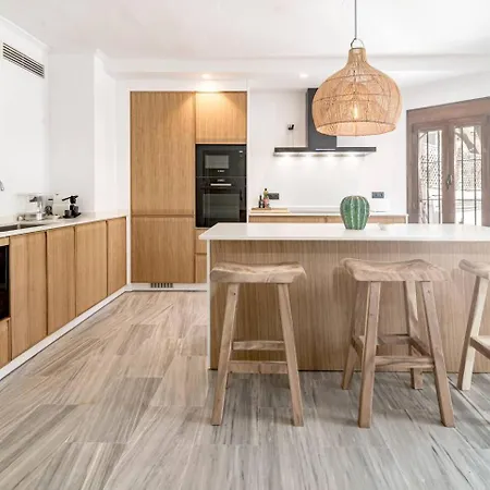 Gc - Spacious Flat In Golden
