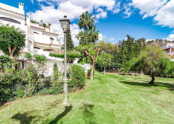 Gc - Spacious Flat In Golden *