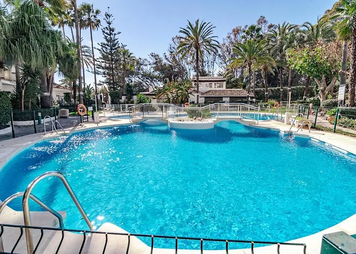 Gc - Spacious Flat In Golden Marbella