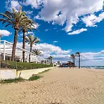Gc - Spacious Flat In Golden Apartment Marbella