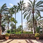Gc - Spacious Flat In Golden *