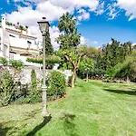 Gc - Spacious Flat In Golden Apartment