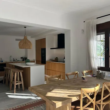 Gc - Spacious Flat In Golden Marbella
